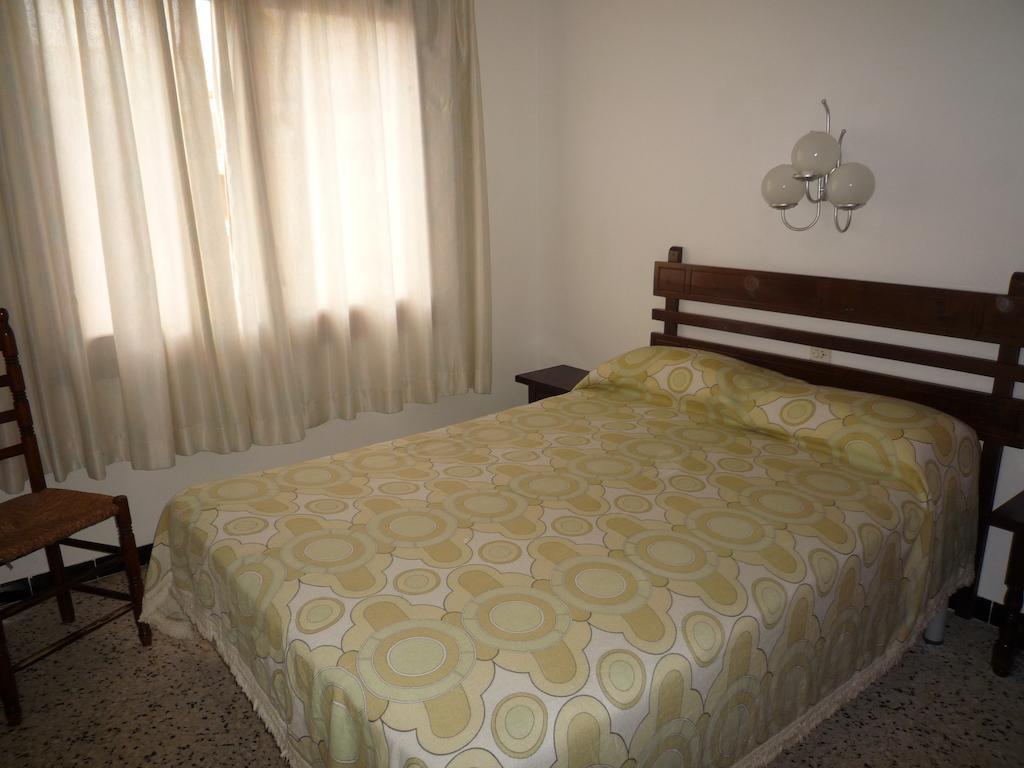 Villa Service - Apartamentos Aransol 엘벤드렐 객실 사진