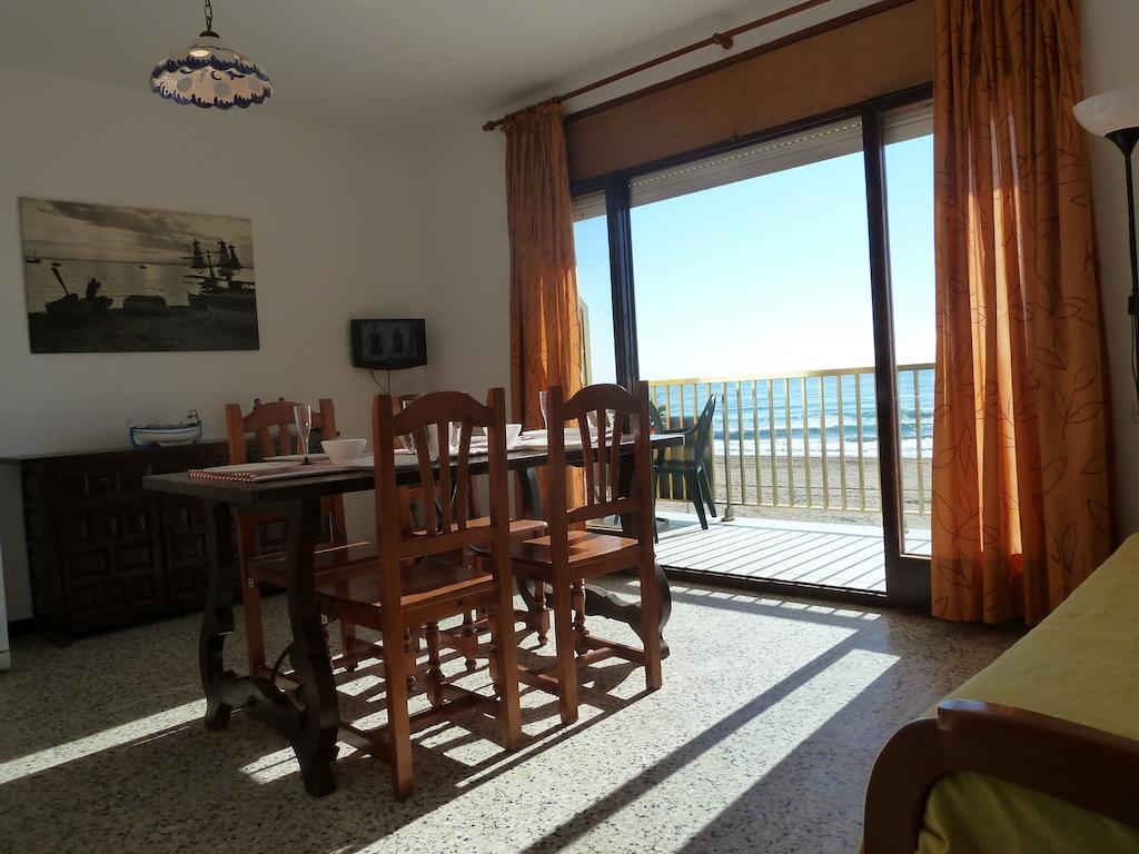 Villa Service - Apartamentos Aransol 엘벤드렐 객실 사진